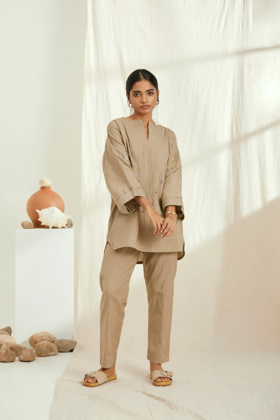 Beige linen short kurta set