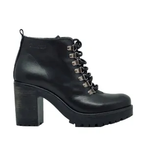 BOOTS ANN TUIL FURIE