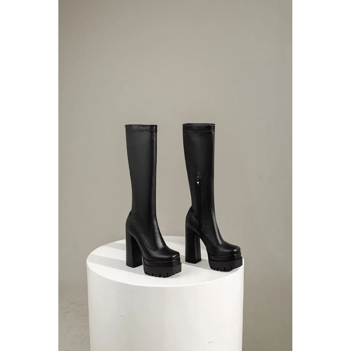 Chic Knee High Boots