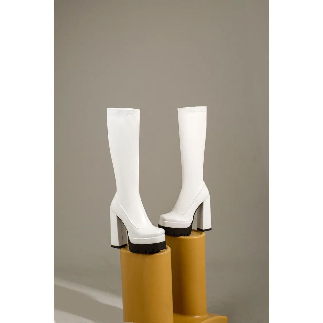 Chic Knee High Boots