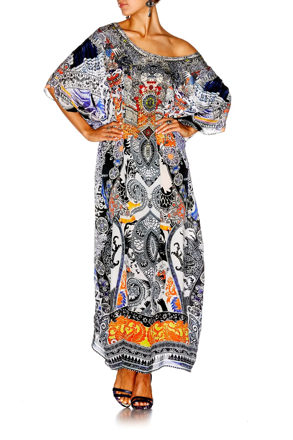 ROUND NECK KAFTAN HEART OF HONG
